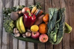 Image of Organic Small Fruit & Vegetable Box